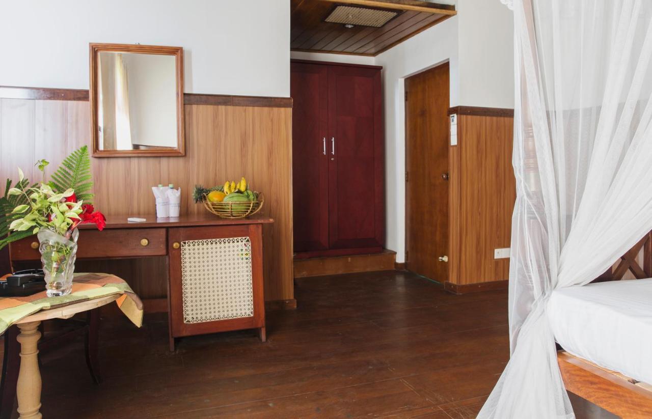 Hotel Neptune Bay Unawatuna Beach Exterior foto