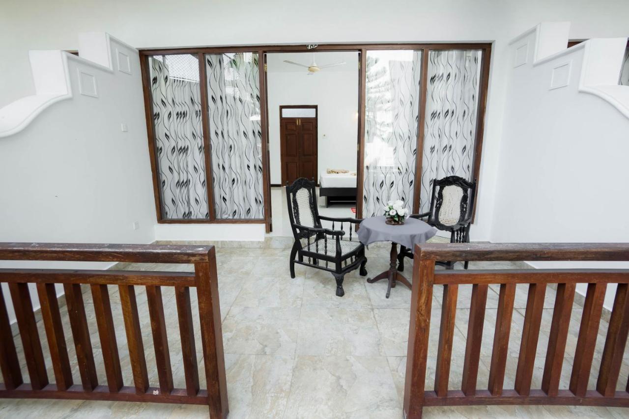 Hotel Neptune Bay Unawatuna Beach Exterior foto