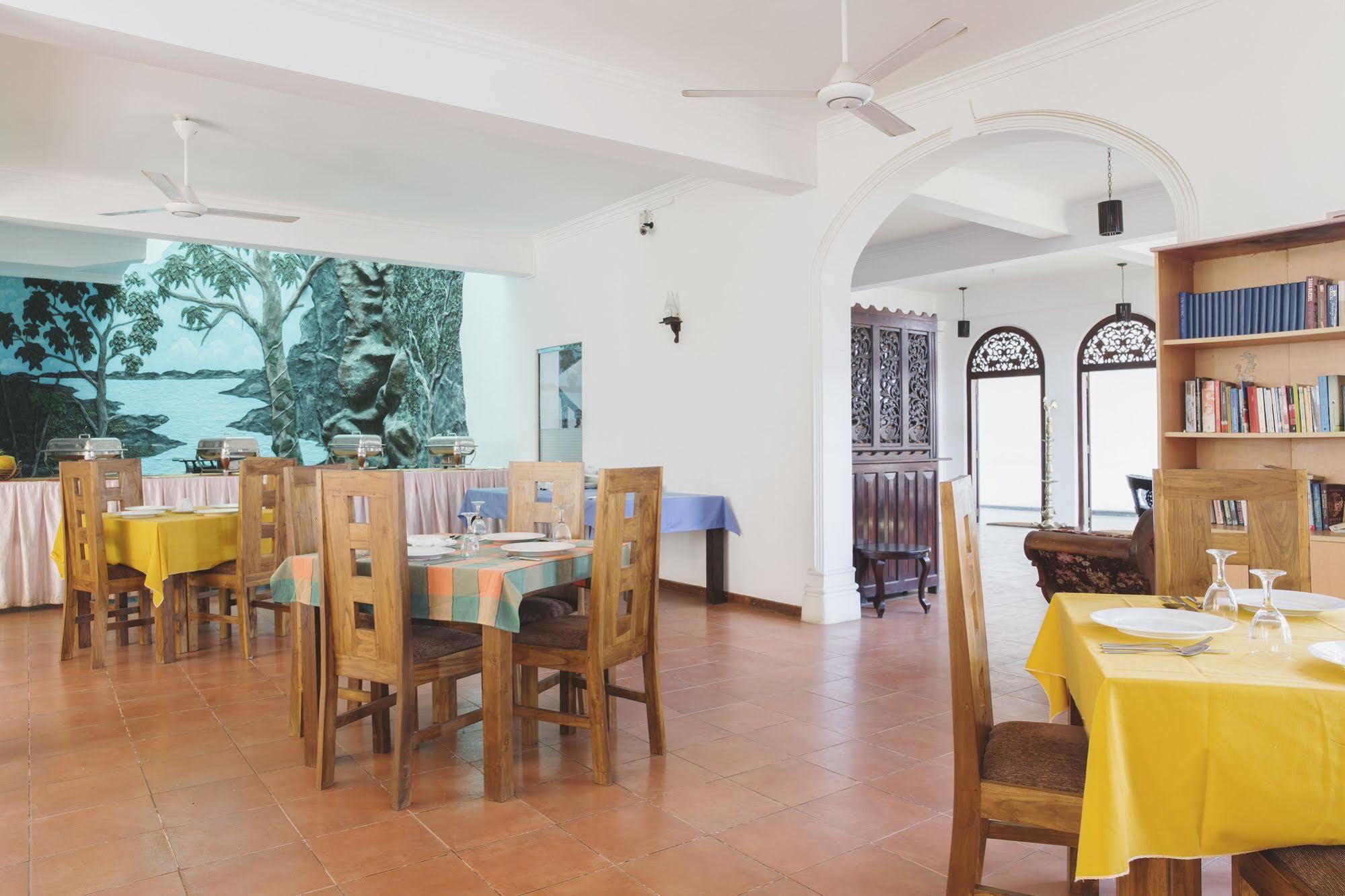 Hotel Neptune Bay Unawatuna Beach Exterior foto